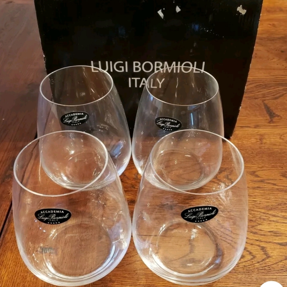 Luigi Bormioli 4 Academia Glasses NEW